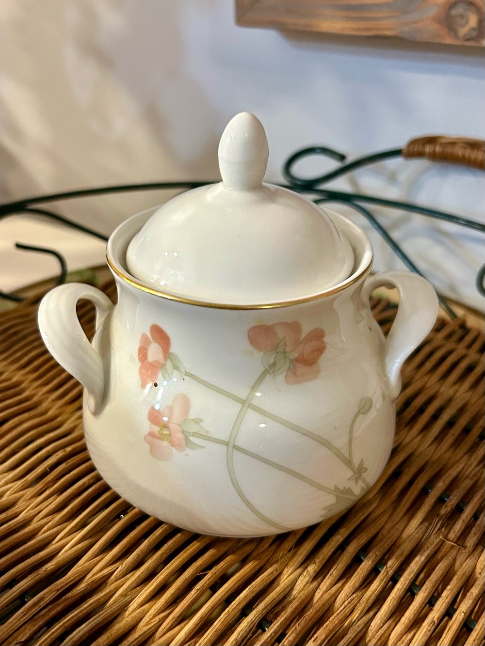 Royal Doulton Harmony Vogue Sugar Bowl
